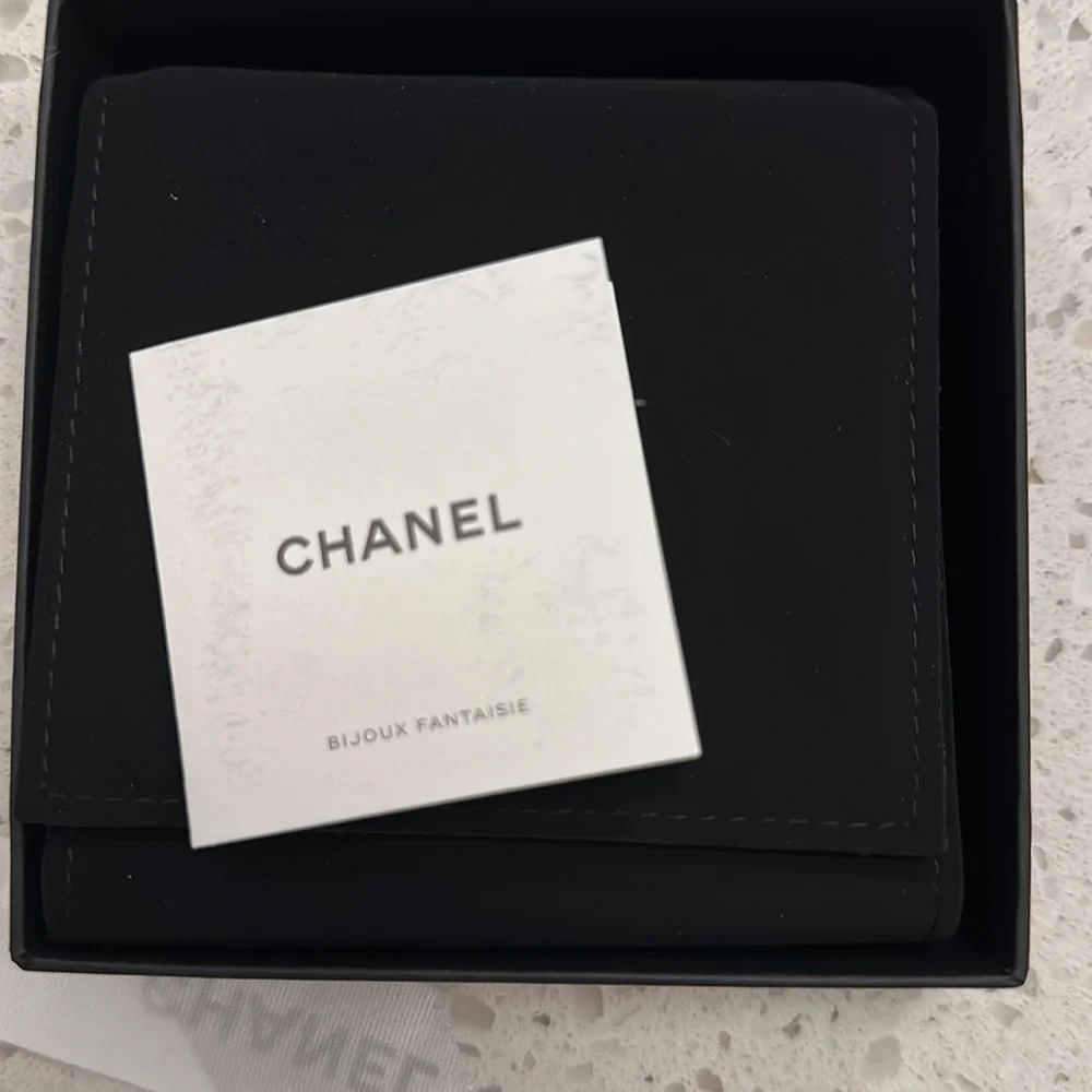 Chanel earring tweed RUNWAY 2022/23 FW NWT Full Set
